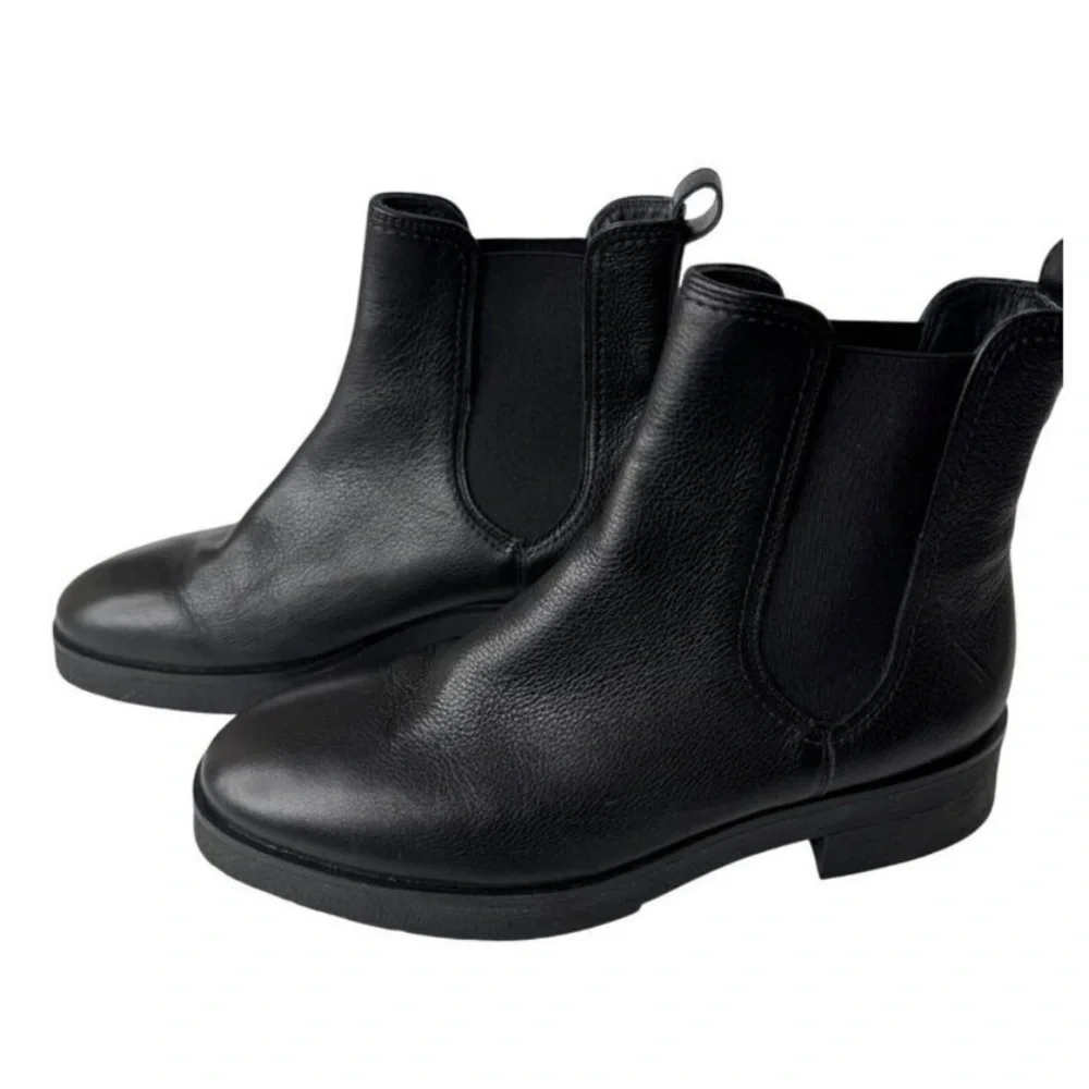 NWOT Paul Green Black Sunny Chelsea Slip on Ankle‎ Boots